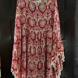 Velzera Red and Cream Patterned Top